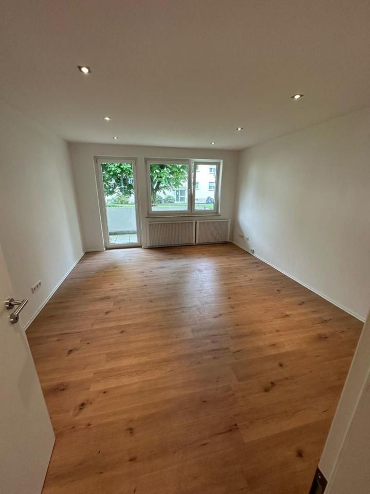 Thumbnail-Renovierte 2 Zimmer Wohnung in super Lage