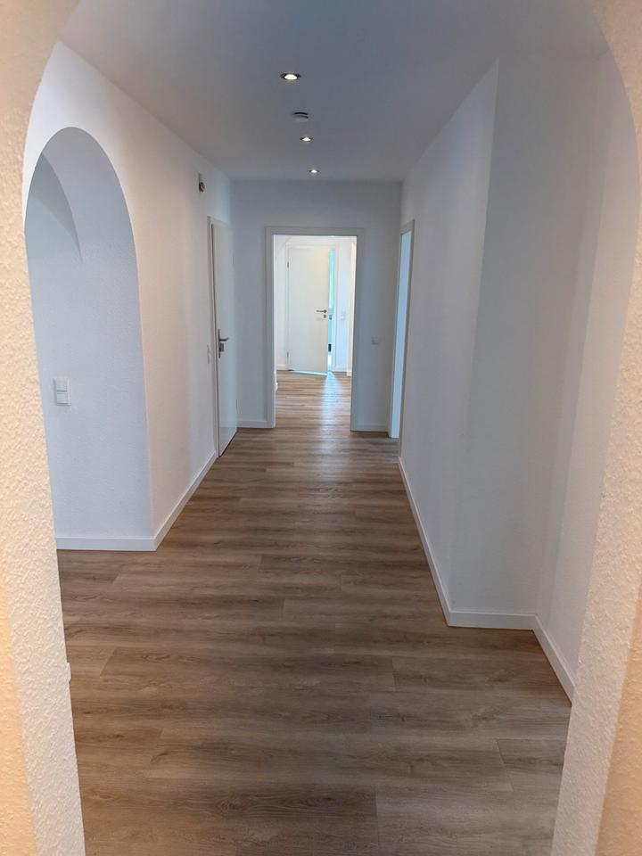 Thumbnail-Schöne 5-Zimmer-Wohnung in Bottrop-Vonderort