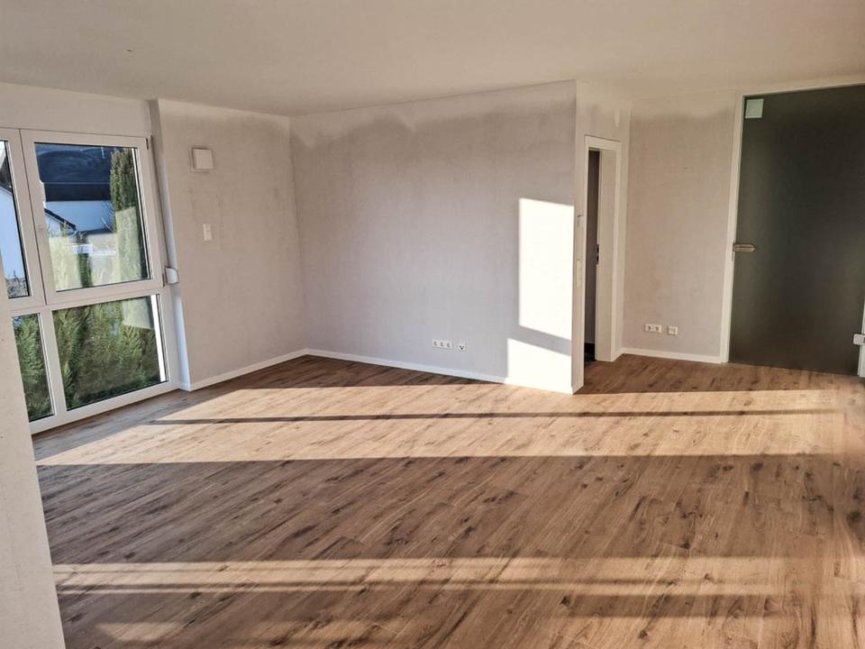 Thumbnail-Schöne 3,5-Zimmer-Wohnung (Erstbezug)