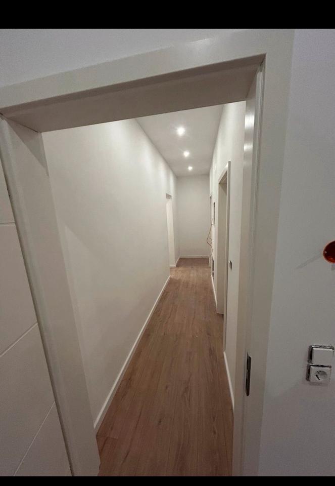 Thumbnail-Kernsanierte 4 ZKB + TerrasseWohnung Erstbezug 01.04