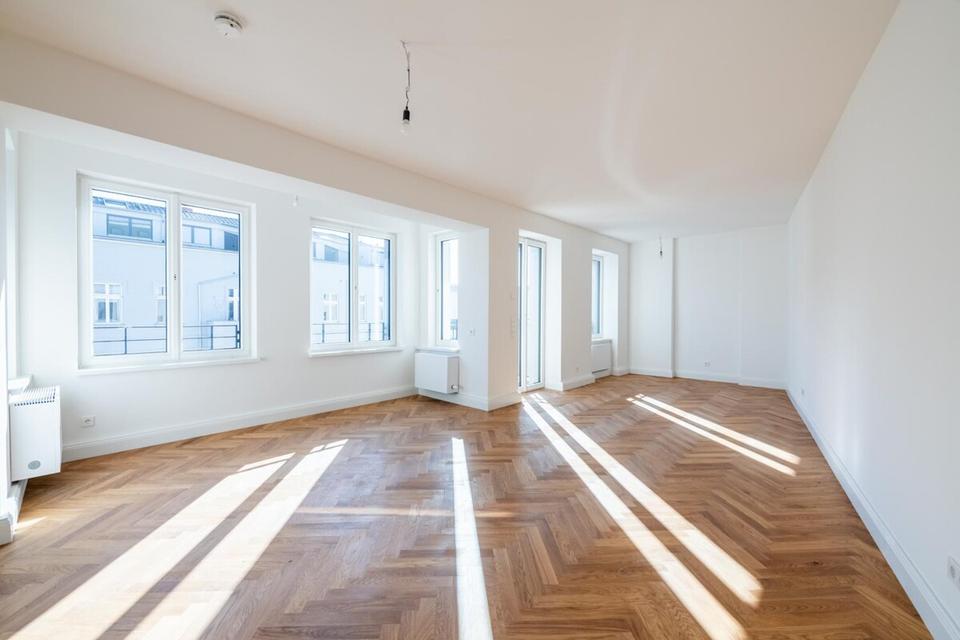 Thumbnail-City-Wohnung mit Balkon: Umfassend sanierte Gründerzeit-Wohnung