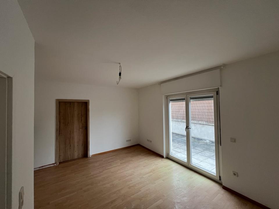 Thumbnail-2 Zimmer Wohnung + Terasse - ab 01.01.26