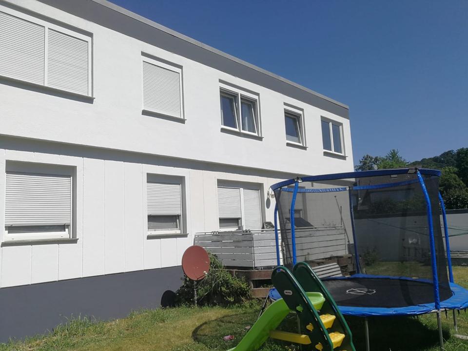 Thumbnail-Mietwohnung 3 ZKB Gast-WC mit Dusche PKW Stellplatz Garage