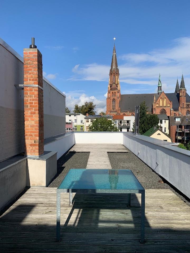 Thumbnail-Große Maisonettewohnung mit Dachterrasse und Blick über den Dächern Schwerins