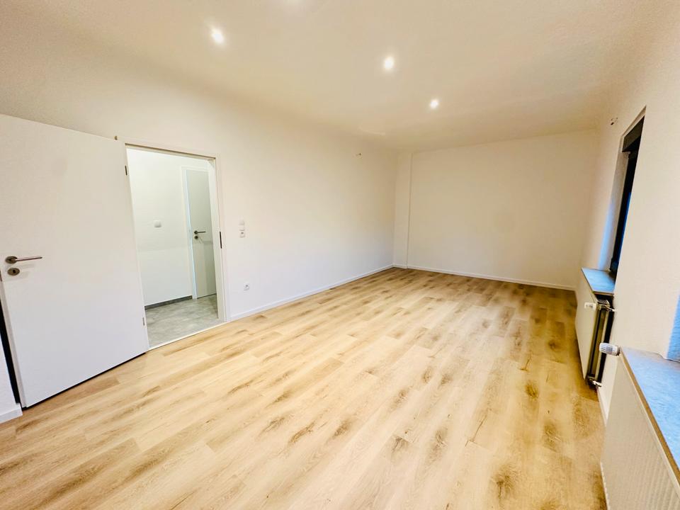 Thumbnail-Sanierte 2-Zimmer Wohnung im Zentrum!