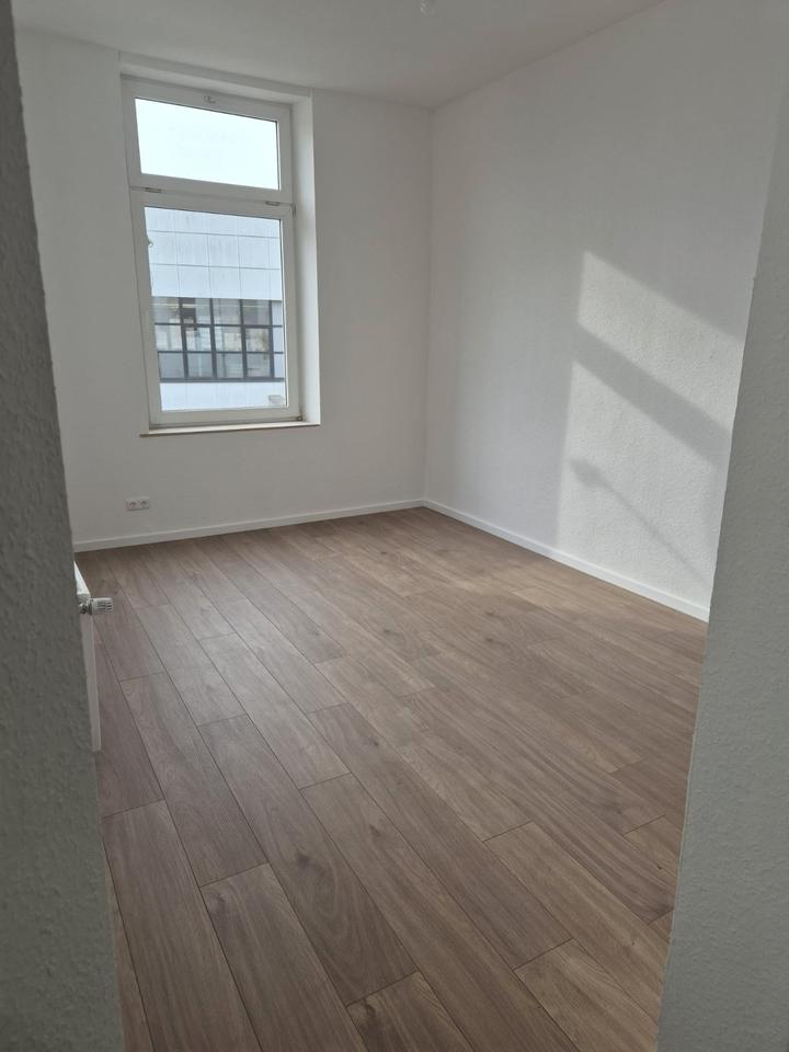 Thumbnail-Frisch renovierte 5 Zimmer Wohnung