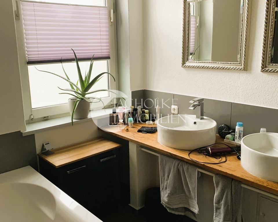 Thumbnail-Wohnen mit Stil und Geschichte – 3-Zimmer-Altbauwohnung nahe Innenstadt & Bahnhof