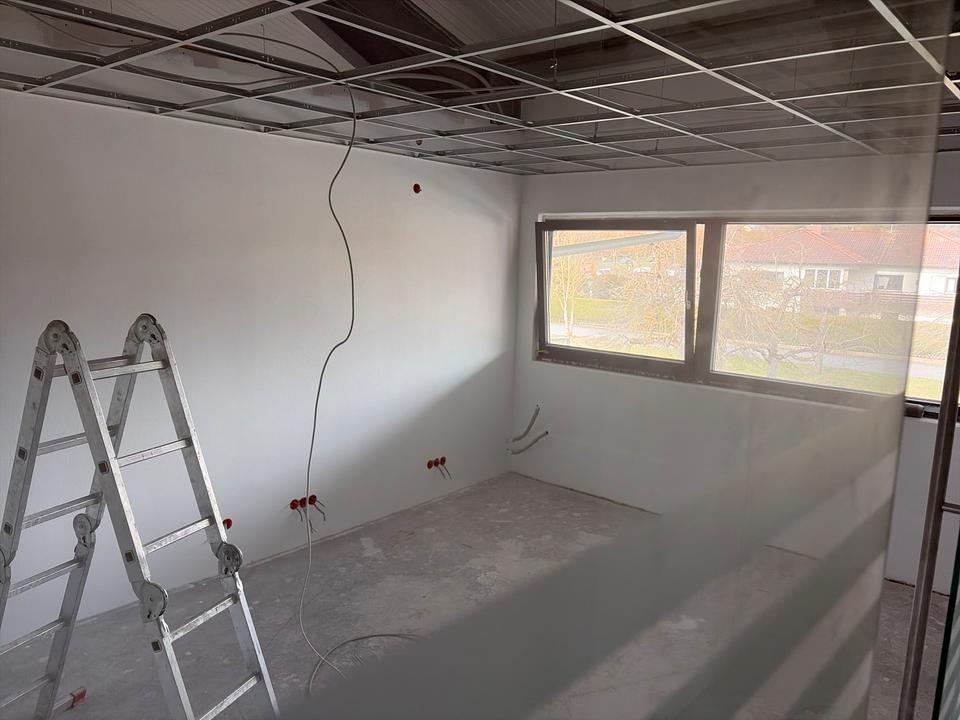 Thumbnail-Büro Praxis Behandlungszimmer