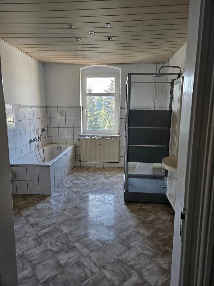 Thumbnail-! Zeitz große 6-Raum-Wohnung ! AB SOFORT! KM 19