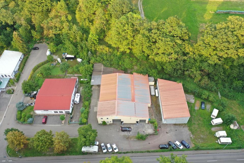 Thumbnail-Großzügige Lagerhalle mit Rolltor, WC, Videoüberw., Büro - 260 m°