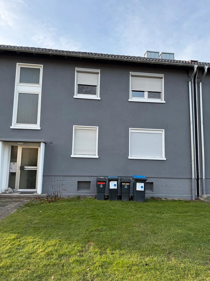 Thumbnail-Schöne 3,5 Zimmer-Wohnung mit Balkon und Stellplatz