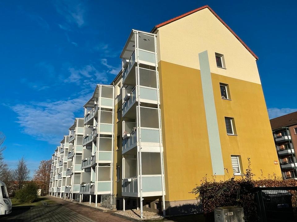 Thumbnail-GÜNSTIG ! - ruhig gelegene 2-R-Wohnung mit Balkon im 1.OG in Lucka (Thür.) - W0351
