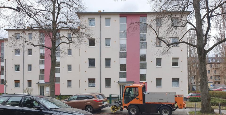 Thumbnail-Berlin 53m² freie 2 Zi Wohnung 12247 Steglitz Balkon EBK privat