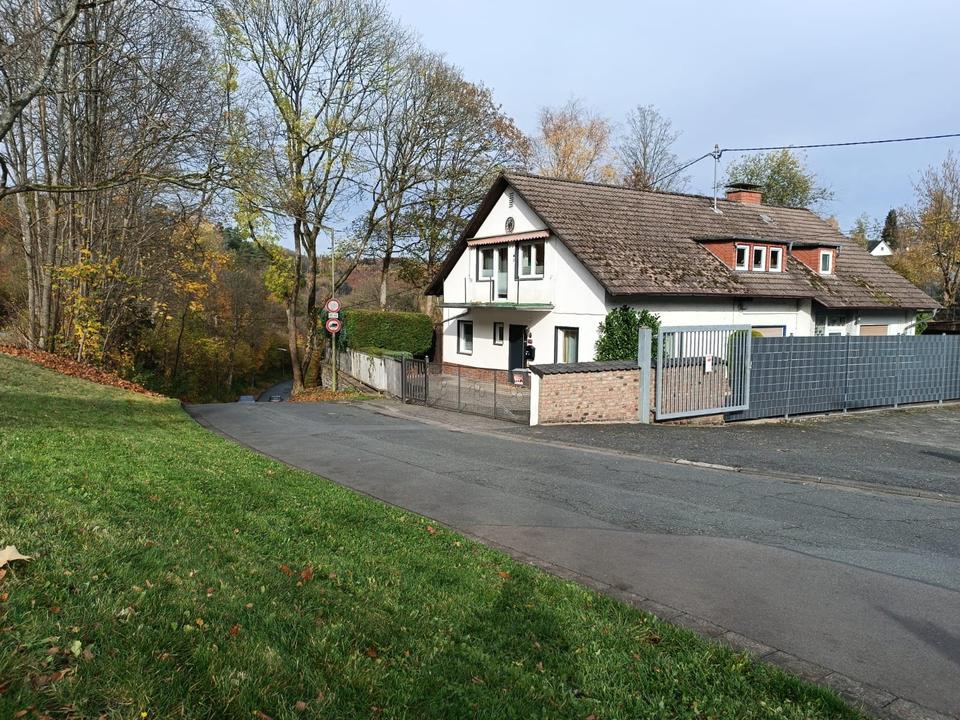 Thumbnail-PROVISIONSFREI! Einzugsbereite Doppelhaushälfte mit Garten!