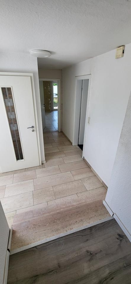 Thumbnail-3 Zimmer Dachgeschosswohnung mit Balkon & Einbauküche