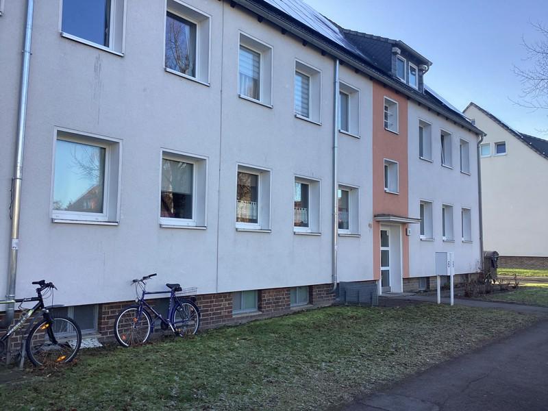 Thumbnail-Helle Dachgeschosswohnung in Barsinghausen – perfekt für Singles oder Paare, ca. 49 m²“