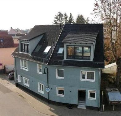 Thumbnail-Provisionsfrei Mehrfamilienhaus mit 4 Wohneinheiten TopLage