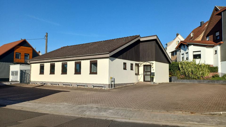 Thumbnail-Bungalow, Praxisgebäude - schnell sein lohnt sich!