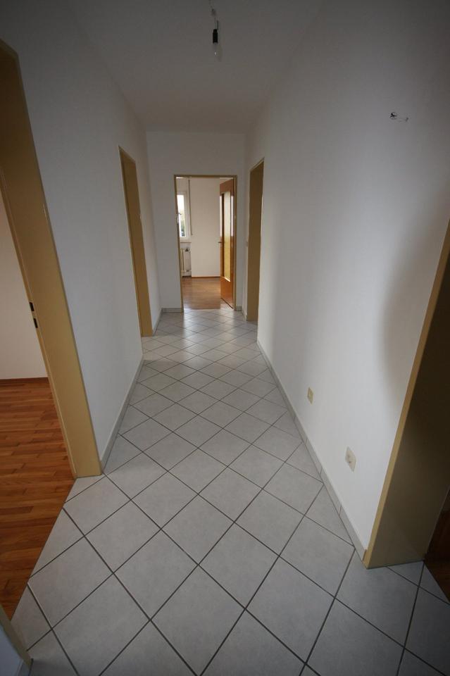 Thumbnail-Vermiete 3-Zimmer-Wohnung in ruhigem Haus in Nbg. Leyh