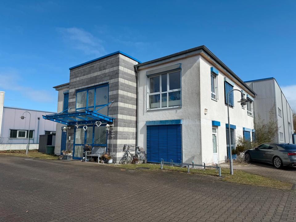 Thumbnail-Helle 3-Zimmer-Wohnung (76 m²) in Fredersdorf-Nord + Stellplatz