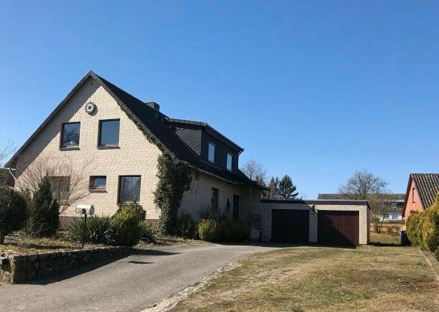 Thumbnail-Geräumiges 1-2 Familienwohnhaus mit Vollkeller und Doppelgarage