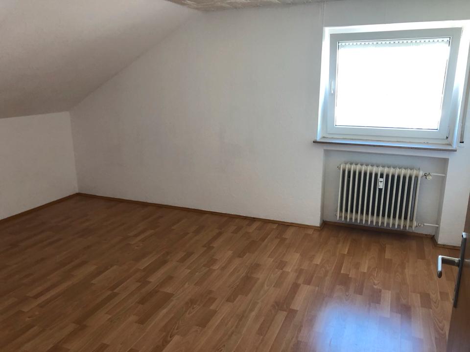 Thumbnail-2,5 Zimmerwohnung in Lutherstrasse 49
