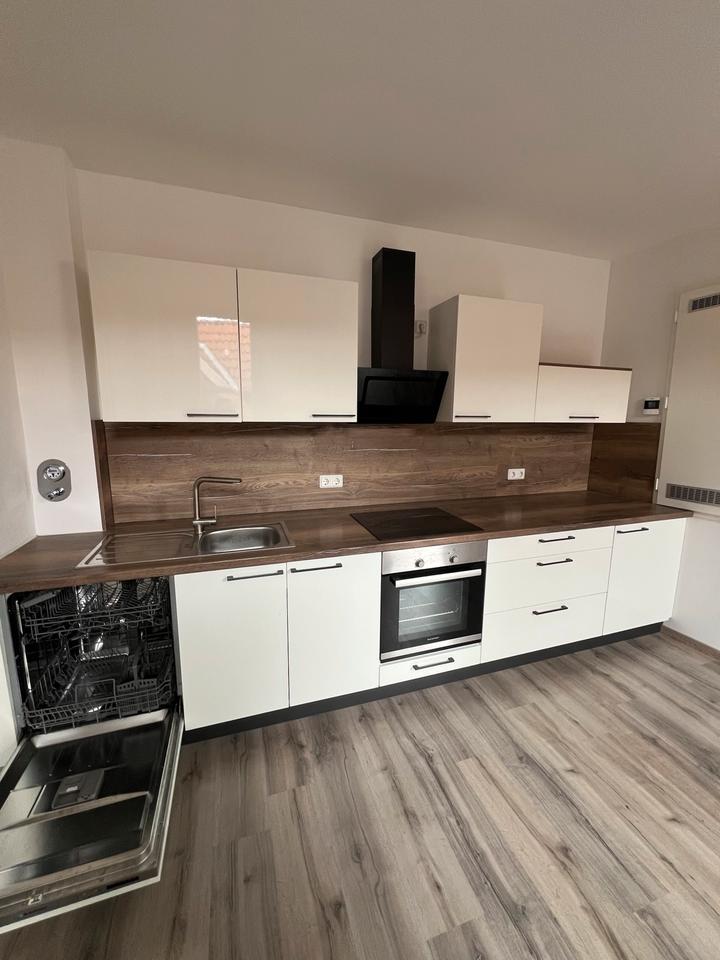 Thumbnail-Helle 3,5 Zimmerwohnung mit Dachterrasse in zentraler Lage