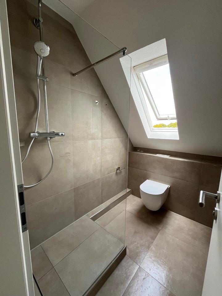 Thumbnail-Renovierte & voll vermietete 4-ZKB-Dachgeschosswohnung