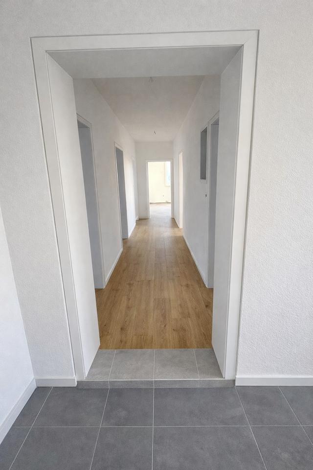 Thumbnail-4-Zimmer Wohnung in Garbsen Osterwald Unterende