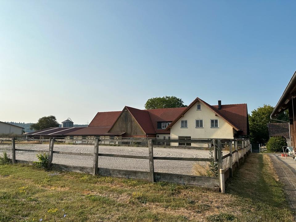 Thumbnail-Pferdehof- Wohnhaus mit 6 Boxen und Offenstall