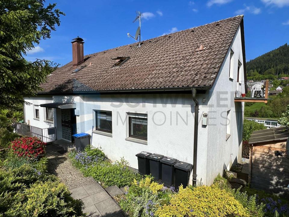 Thumbnail-2,5-Zimmer-Wohnung mit Balkon & Stellplatz in zentraler Lage von Alpirsbach – sofort bezugsfrei!