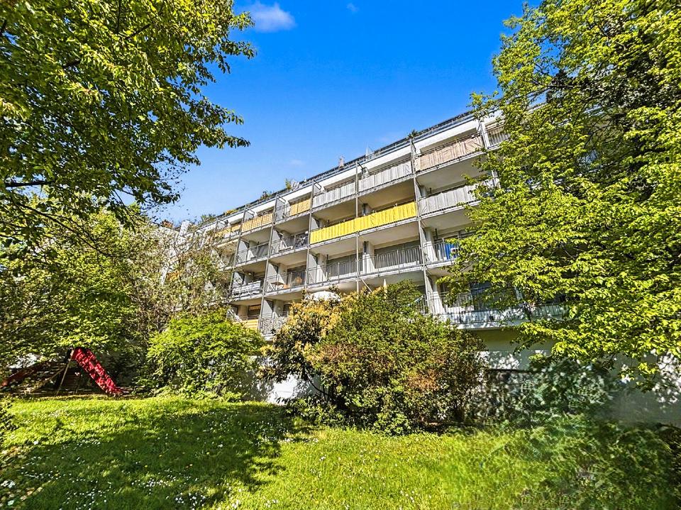 Thumbnail-Helle 2-Zi. Wohnung - Balkon TG-Stellplatz EBK - Laim