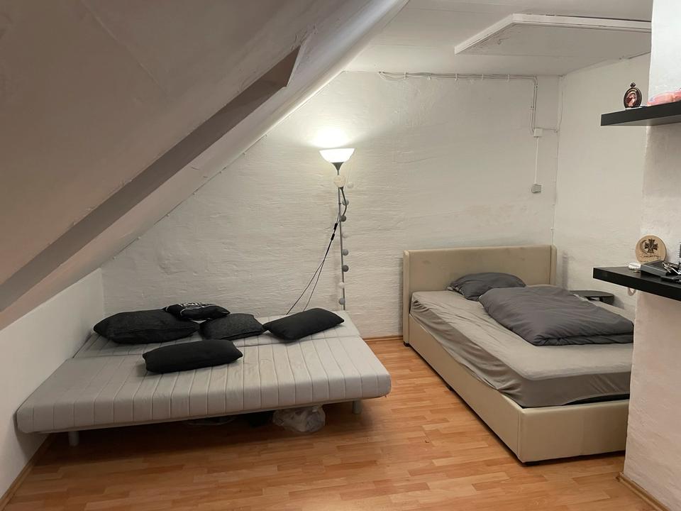 Thumbnail-Untermieter für Dezember ( 3 er ) WG Zimmer auf der Lister Meile