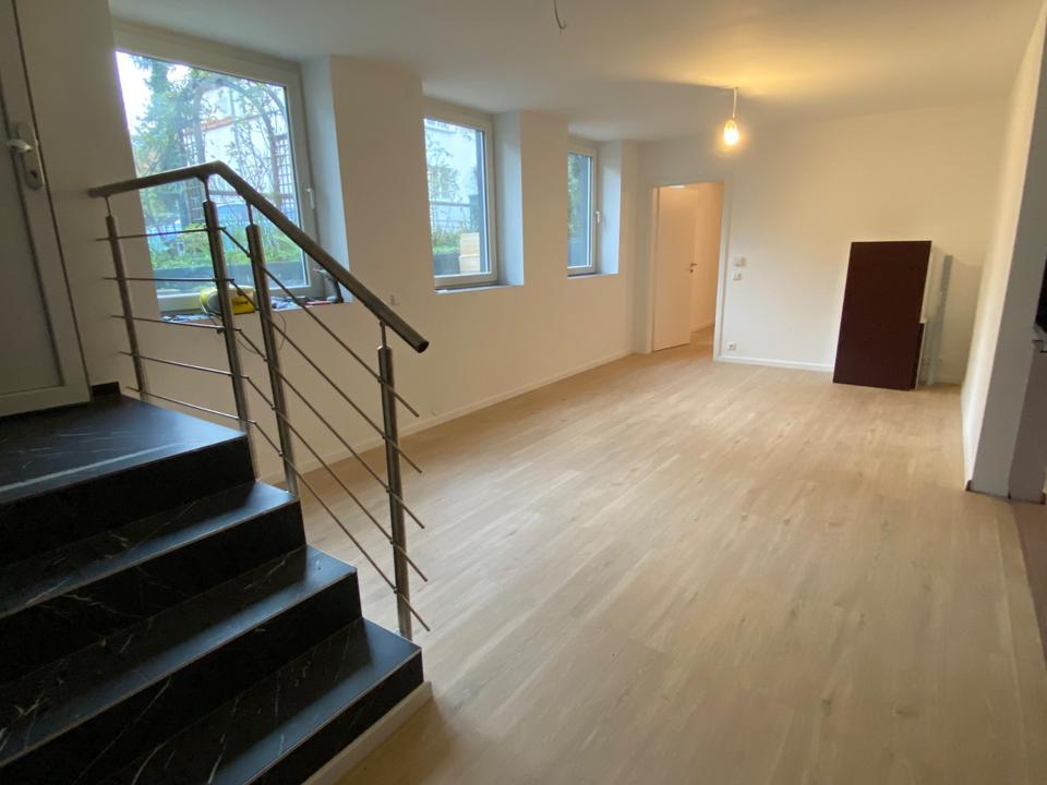 Thumbnail-3-Zimmer-Einliegerwohnung in Stuttgart Bad Cannstatt -modern