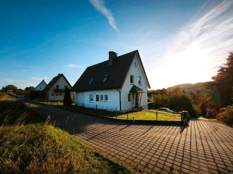 Thumbnail-Charmantes Einfamilienhaus mit großem Potenzial
