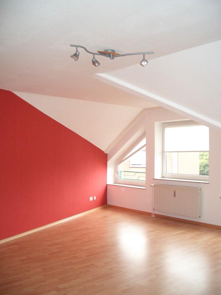 Thumbnail-Schöne Dachgeschosswohnung zu vermieten