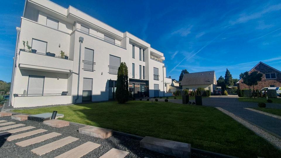 Thumbnail-Moderne 3-Zimmer Eigentumswohnung mit großzügiger Dachterrasse