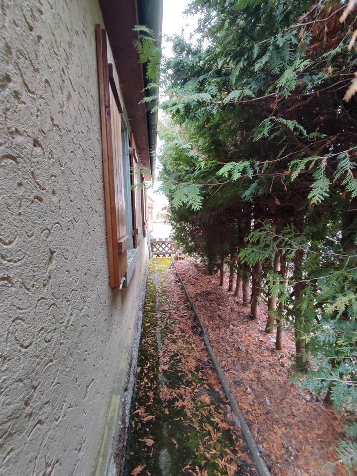 Thumbnail-Sanierungsbedürftiges Haus mit großem Grundstück