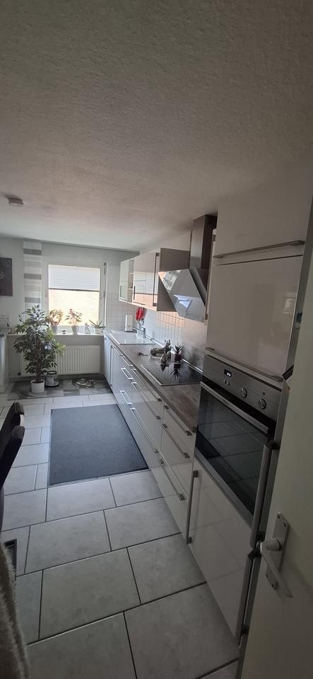 Thumbnail-Helle 3-Zi-DHG-Wohnung mit Balkon im Beckumer Norden