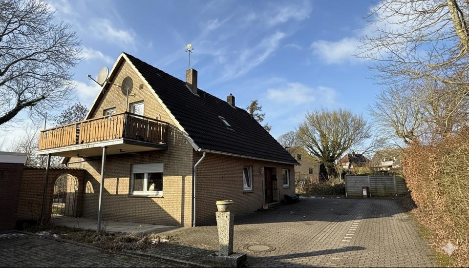 Thumbnail-Provisionsfrei 169qm Ein Zweifamilienhaus in Pütthauser Str.