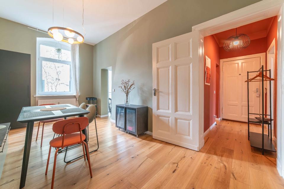 Thumbnail-Charming 3-Room Altbau near city centre