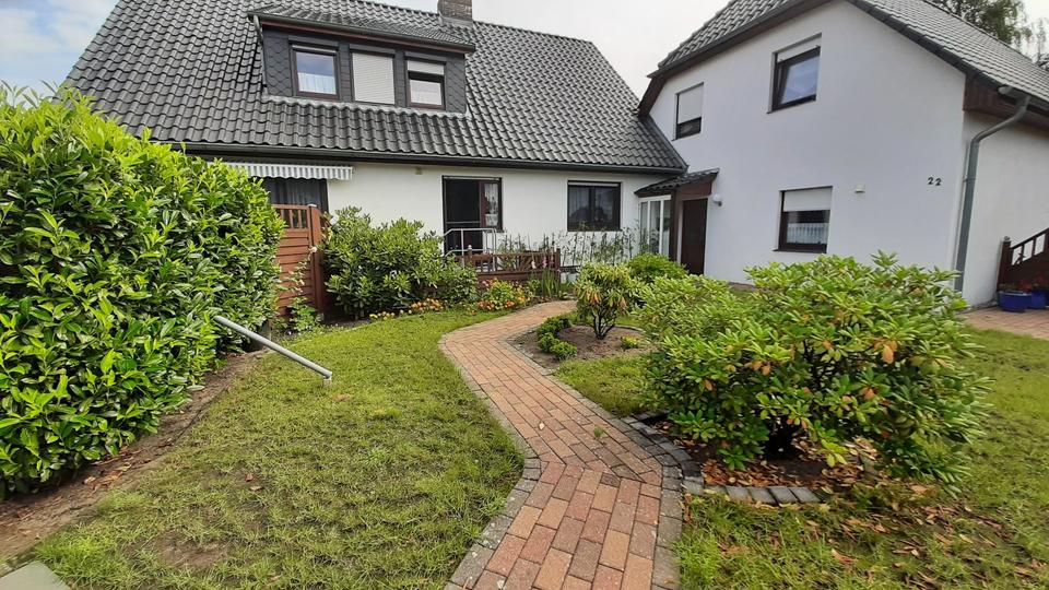 Thumbnail-2 Familienhaus mit zusätzlichen Anbau, Garagen u. Nebengebäude