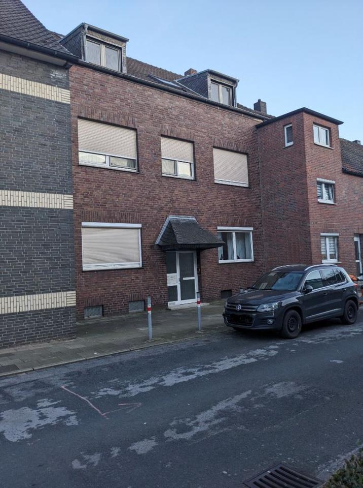 Thumbnail-Wohnungsvermietung Ruhig gelegene DG-Wohnung 4xZimmer 112 Qm