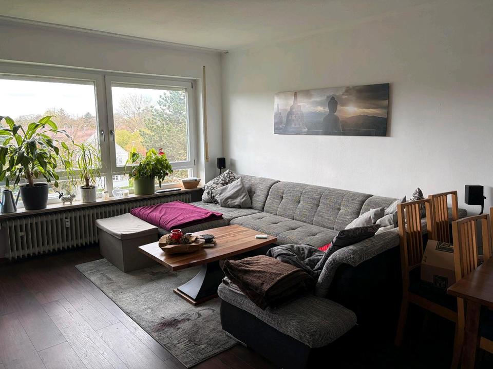 Thumbnail-Großzügig geschnittene 3 Zimmer Wohnung