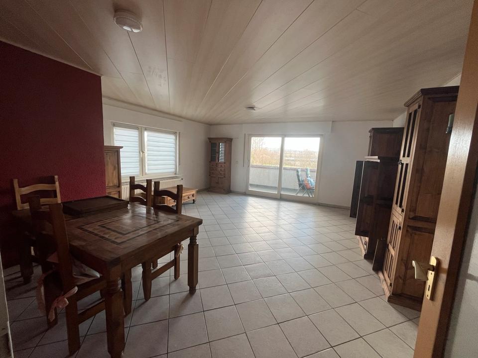 Thumbnail-Teilmöblierte 3 ZKB Wohnung frisch renoviert