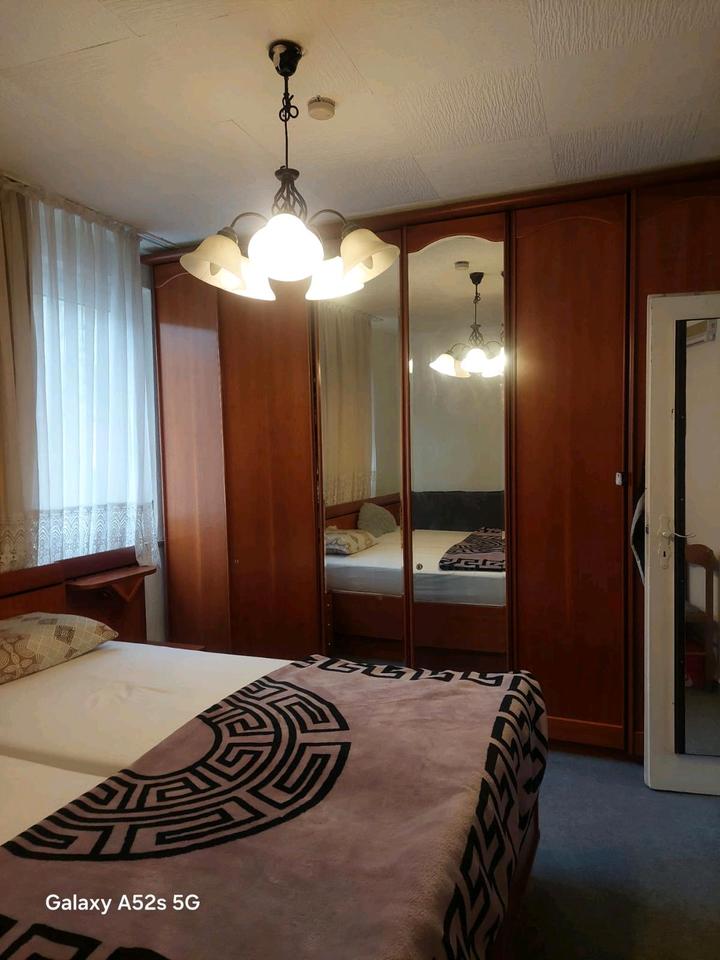 Thumbnail-2,5 Zimmer Wohnung in Duisburg-Hochfeld