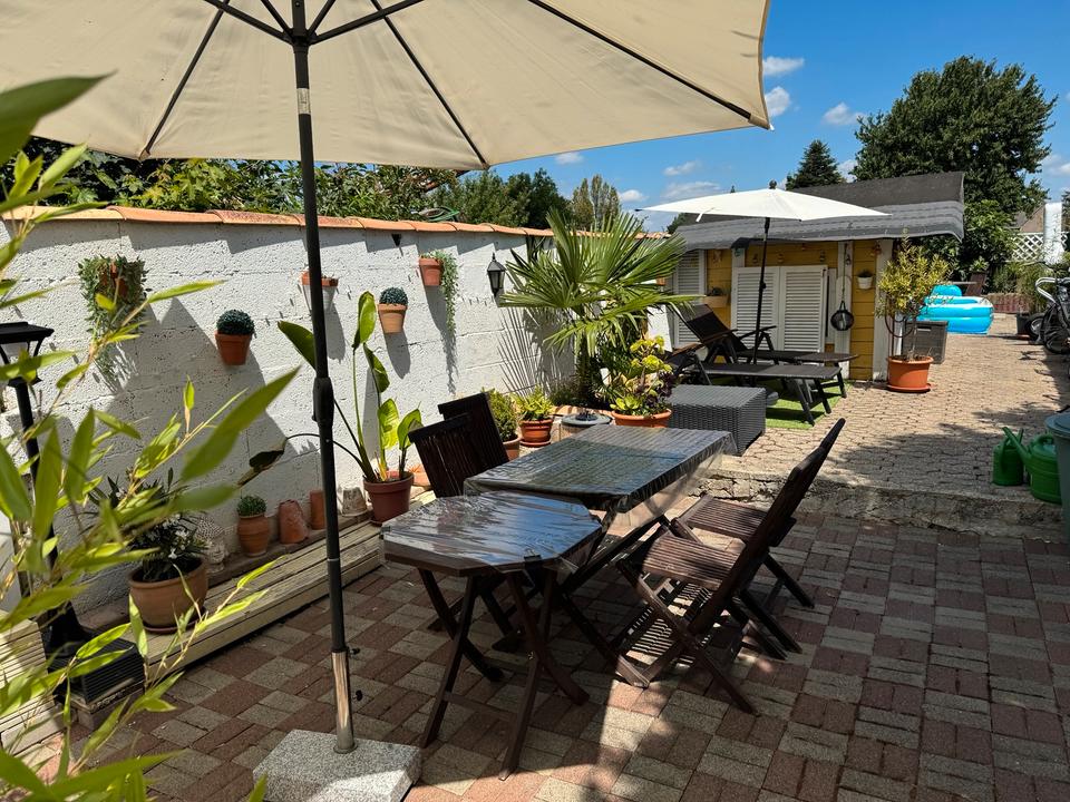 Thumbnail-Haus auf dem Land mit kleinem Garten