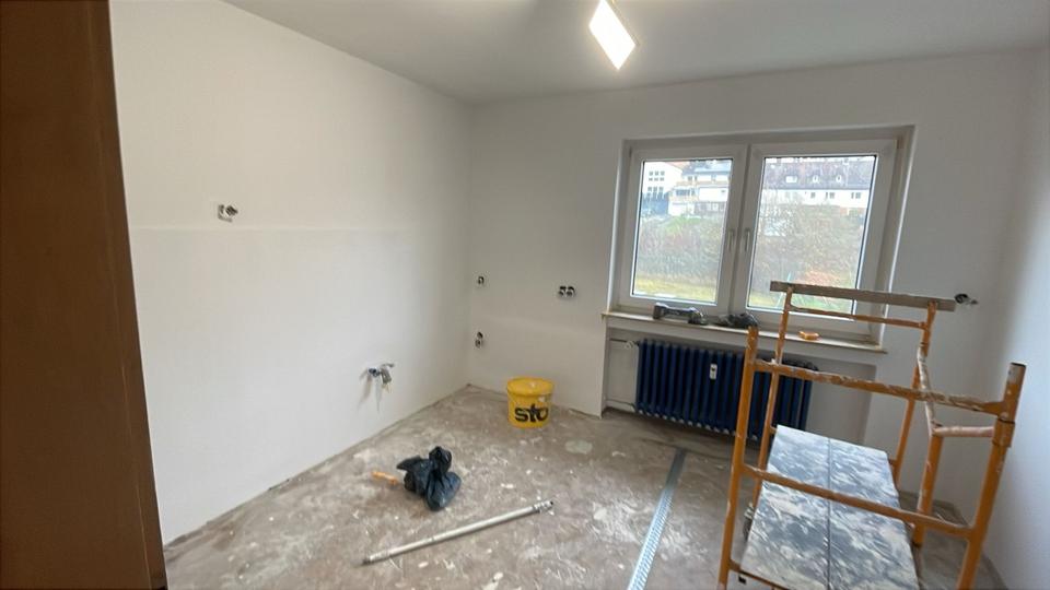 Thumbnail-Mietwohnung in Sontra Teilrenoviert