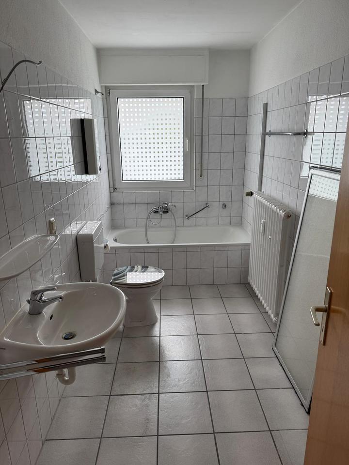 Thumbnail-Helle 3 Zimmer-Wohnung mit 79 m² in Duisburg – ab sofort frei