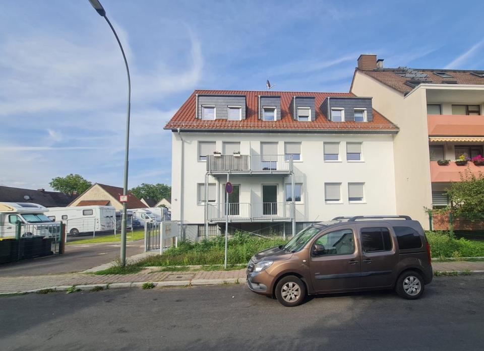 Thumbnail-2-ZW in Effizienzhaus in Ffm.-Unterliederbach